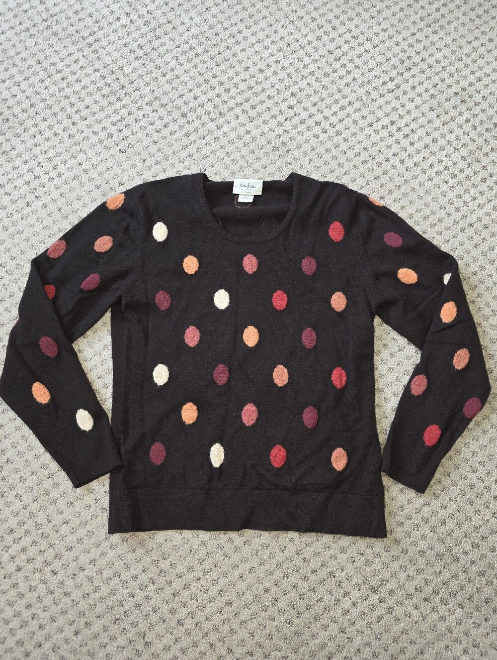 Neiman Marcus Cashmere Sweater